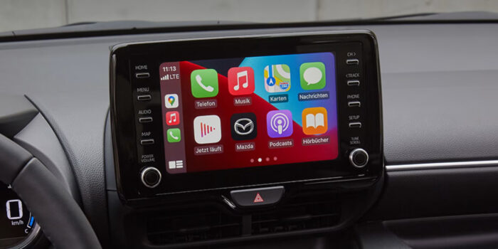 Mazda 2 hybrid con Android auto ed Apple Carplay