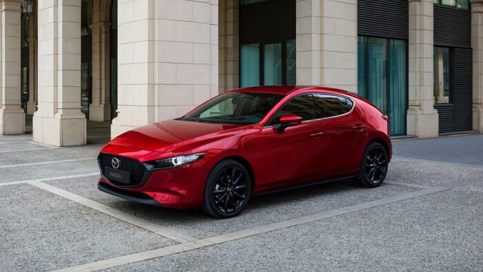 Mazda 3 opera in movimento