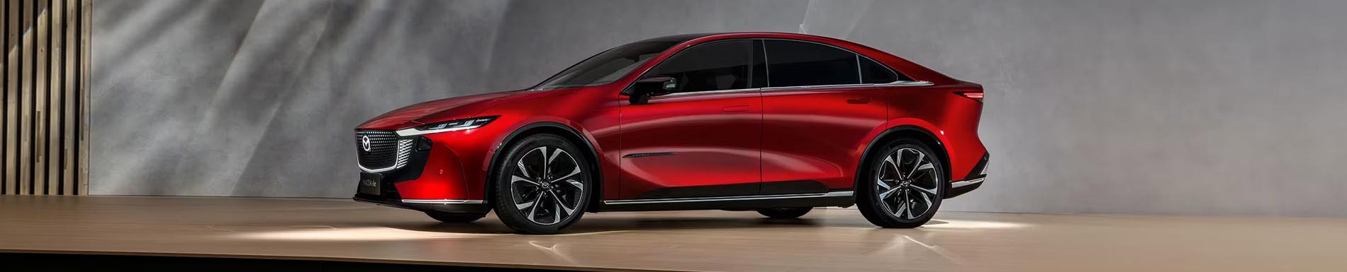 NUOVA MAZDA 6e