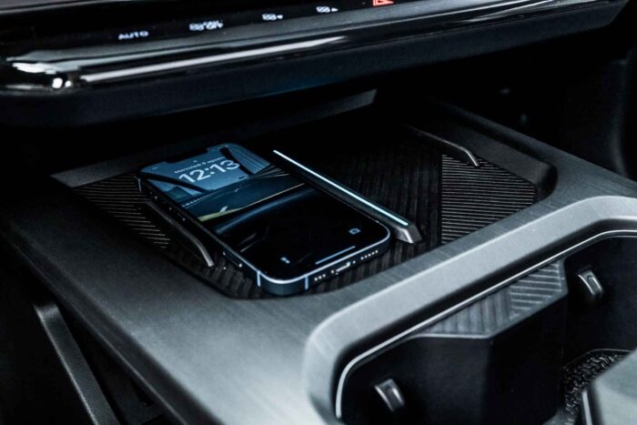 Sportequipe 8 GT 4 Sportequipe 8 GT - Tecnologia al tuo comando